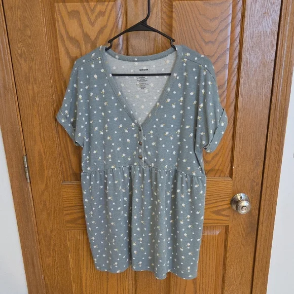 LOT Of 5 Maternity Short Sleeve Shirts - Picture 5 of 10